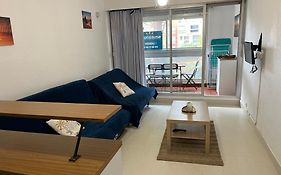 Studio 4 couchages avec piscine d'été vue port
